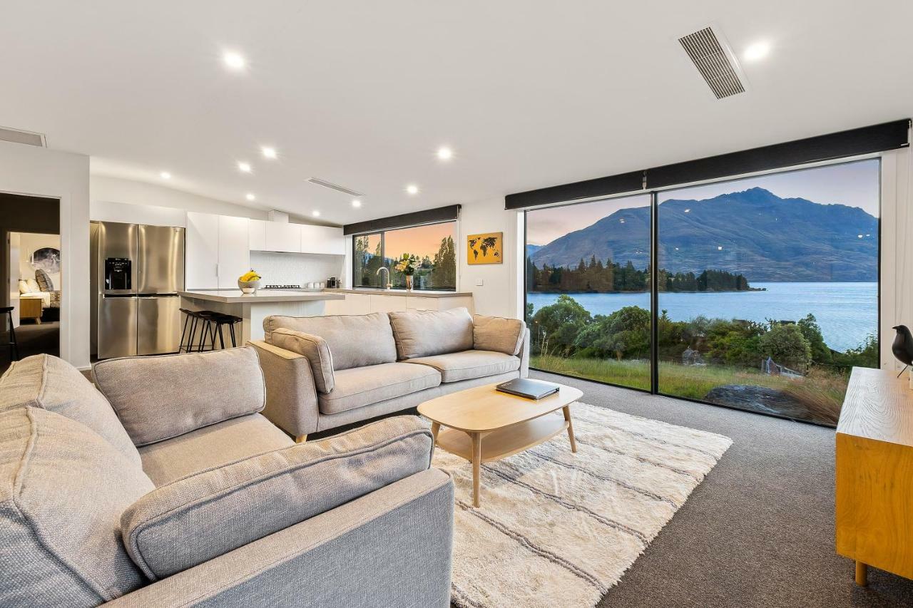Lakeside Luxury On Suburb Street Queenstown Exteriér fotografie